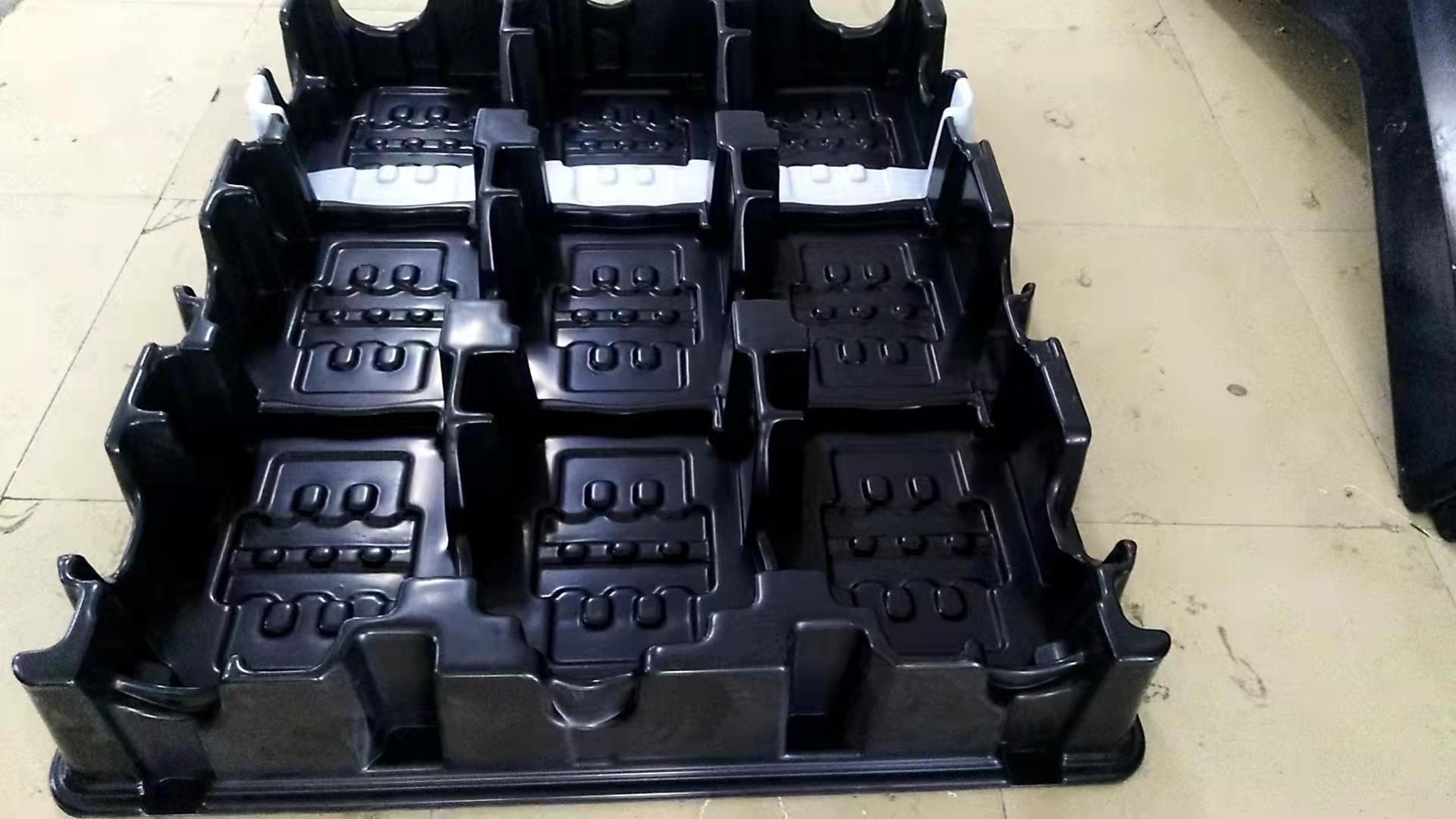 汽車變速箱塑料托盤